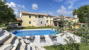 Authentic Istrian Villa Ive with a swimming pool